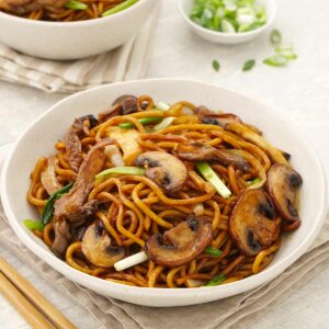 MUSHROOM CHOWMEIN