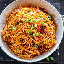 SCHEZWAN CHOWMEIN